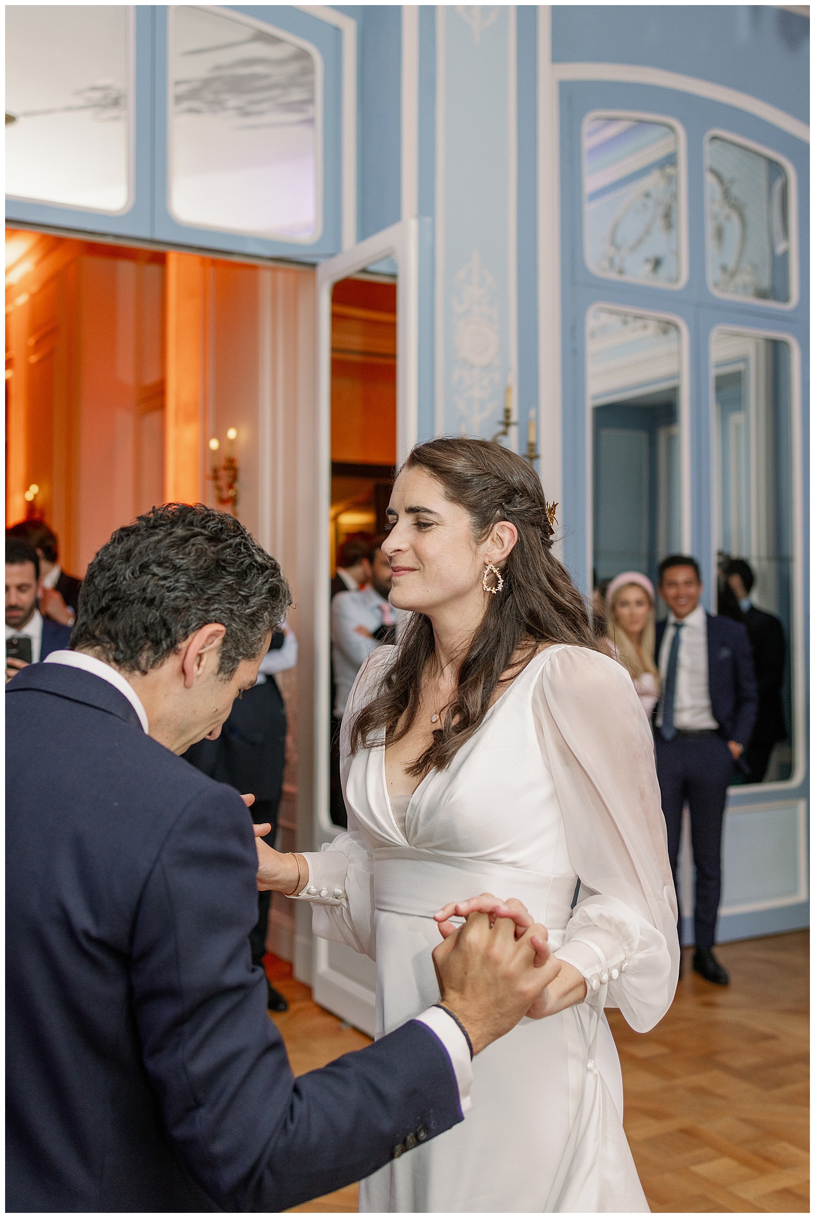 Bröllopsdans på Maison des Polytechniciens i Paris