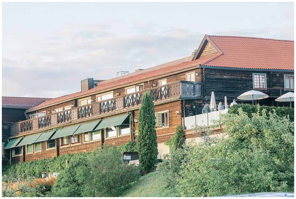 Green Hotel i Tällberg i Dalarna, en populär plats för bröllop med utsikt över Siljan | Green Hotel in Tällberg, Dalarna, a popular wedding venue overlooking Lake Siljan